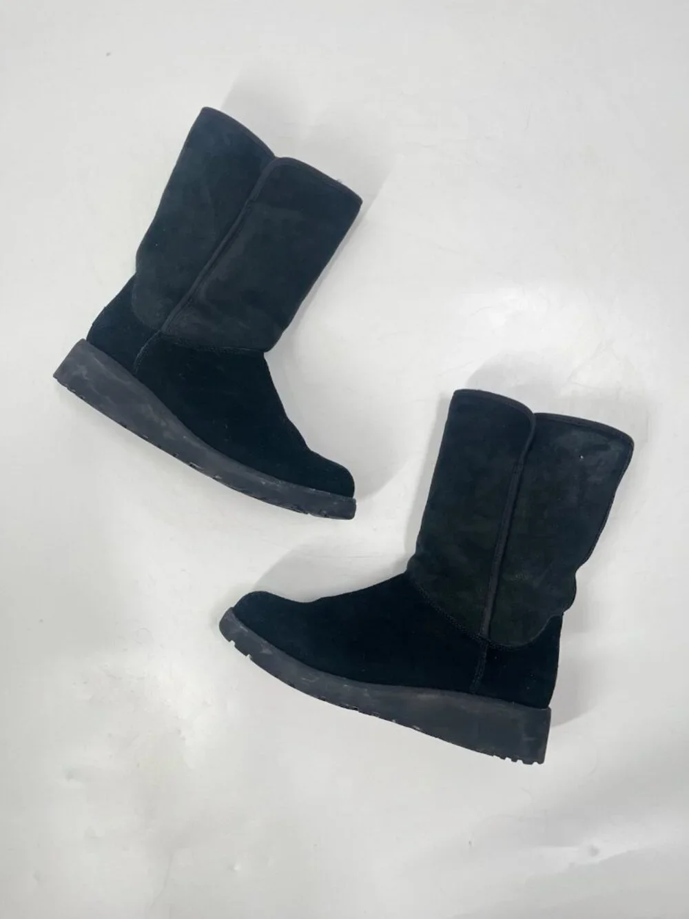 Ugg Amie Classic Wedge Boot 1013428 Womens 8.5 Suede Sherling Lined Cozy Boots